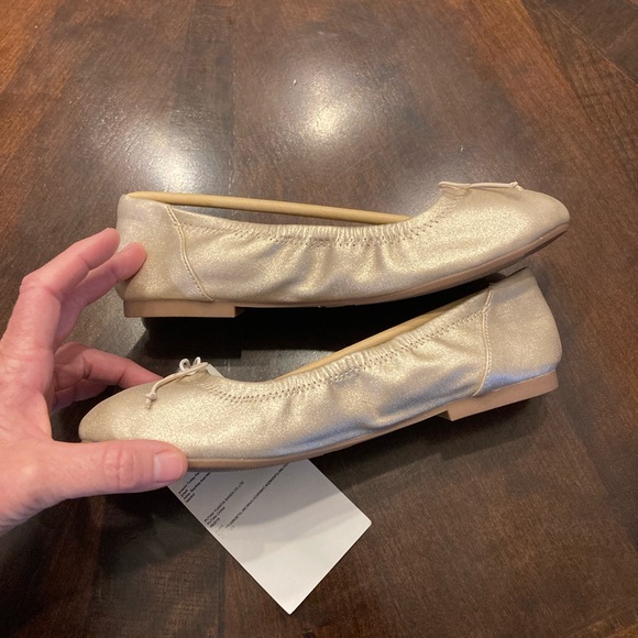 NWT Gold Sparkle Ballet Flats size 5 Amazon Essentials - Picture 4 of 7